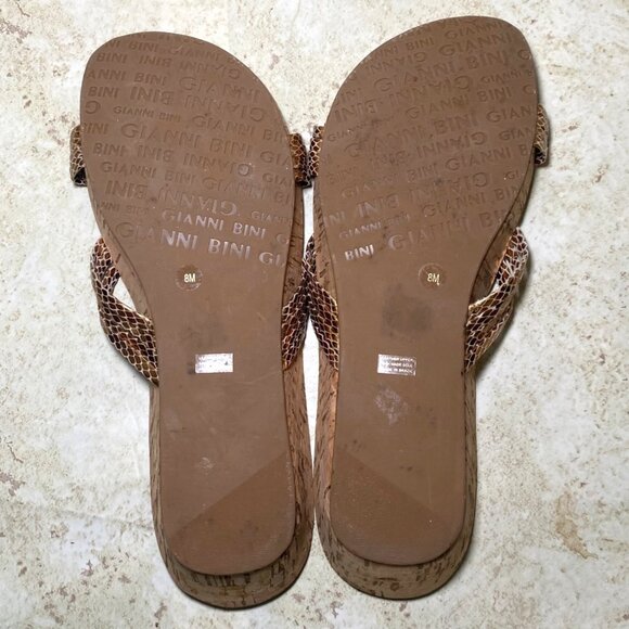 Gianni Bini Cork Wedge Sandals With Metallic Gold Straps Comfort Summer Casual - Picture 5 of 7